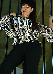 MILF Over 30 Years Old